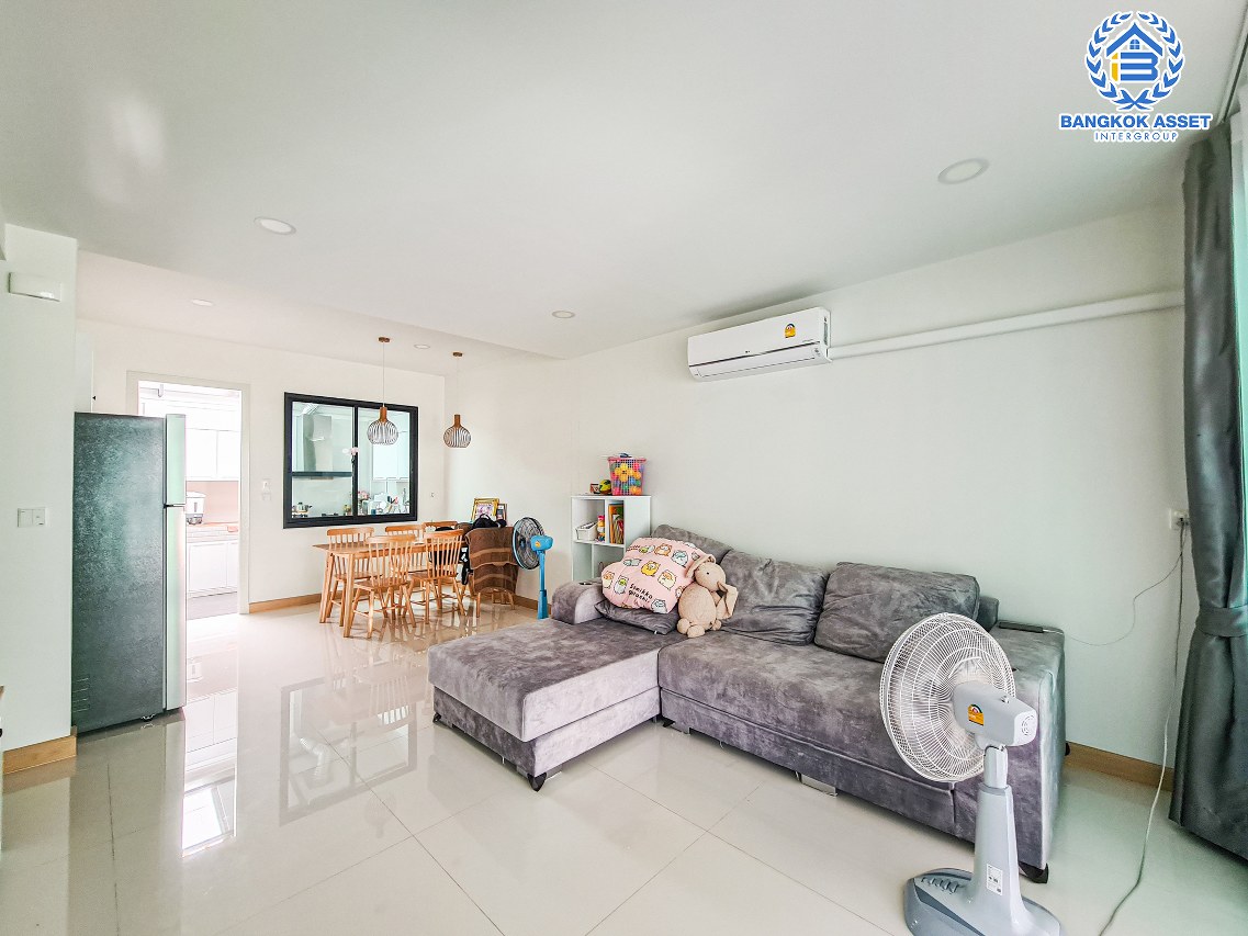 *****ทาวน์เฮ้าส์มือสองนนทบุรี โครงการ ดรีม พรีว่า ราชพฤกษ์ ปิ่นเกล้า กาญจนาภิเษก เนื้อที่กว้าง 21.2 ตร.ว. ฟังก์ชัน 3 ห้องนอน 2 ห้องน้ำ 2 ที่จอดรถ บ้านสภาพใหม่ แถมเฟอร์นิเจอร์ทั้งหลัง บนทำเลแห่งการเดินทาง เชื่อมต่อถนนกาญจนาภิเษก, ถนนนครอินทร์, ถนนราชพฤกษ์ ใกล้จุดขึ้นทางด่วน "กาญจนาภิเษก"