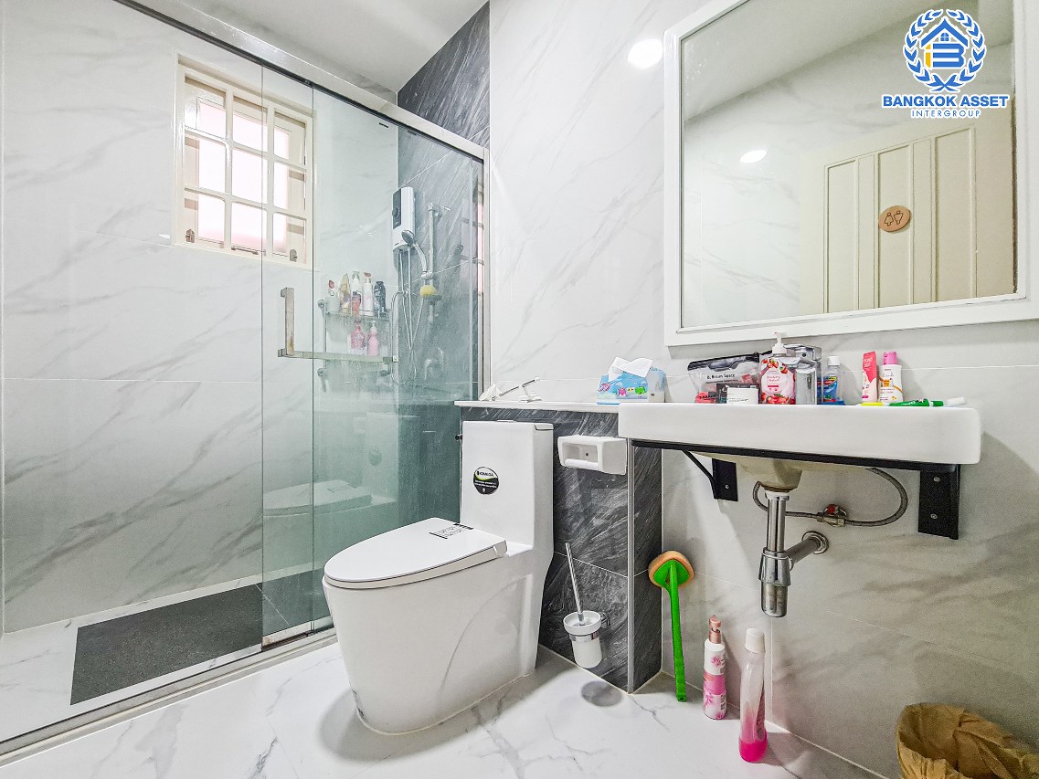 *****ทาวน์เฮ้าส์มือสองนนทบุรี โครงการ ดรีม พรีว่า ราชพฤกษ์ ปิ่นเกล้า กาญจนาภิเษก เนื้อที่กว้าง 21.2 ตร.ว. ฟังก์ชัน 3 ห้องนอน 2 ห้องน้ำ 2 ที่จอดรถ บ้านสภาพใหม่ แถมเฟอร์นิเจอร์ทั้งหลัง บนทำเลแห่งการเดินทาง เชื่อมต่อถนนกาญจนาภิเษก, ถนนนครอินทร์, ถนนราชพฤกษ์ ใกล้จุดขึ้นทางด่วน "กาญจนาภิเษก"