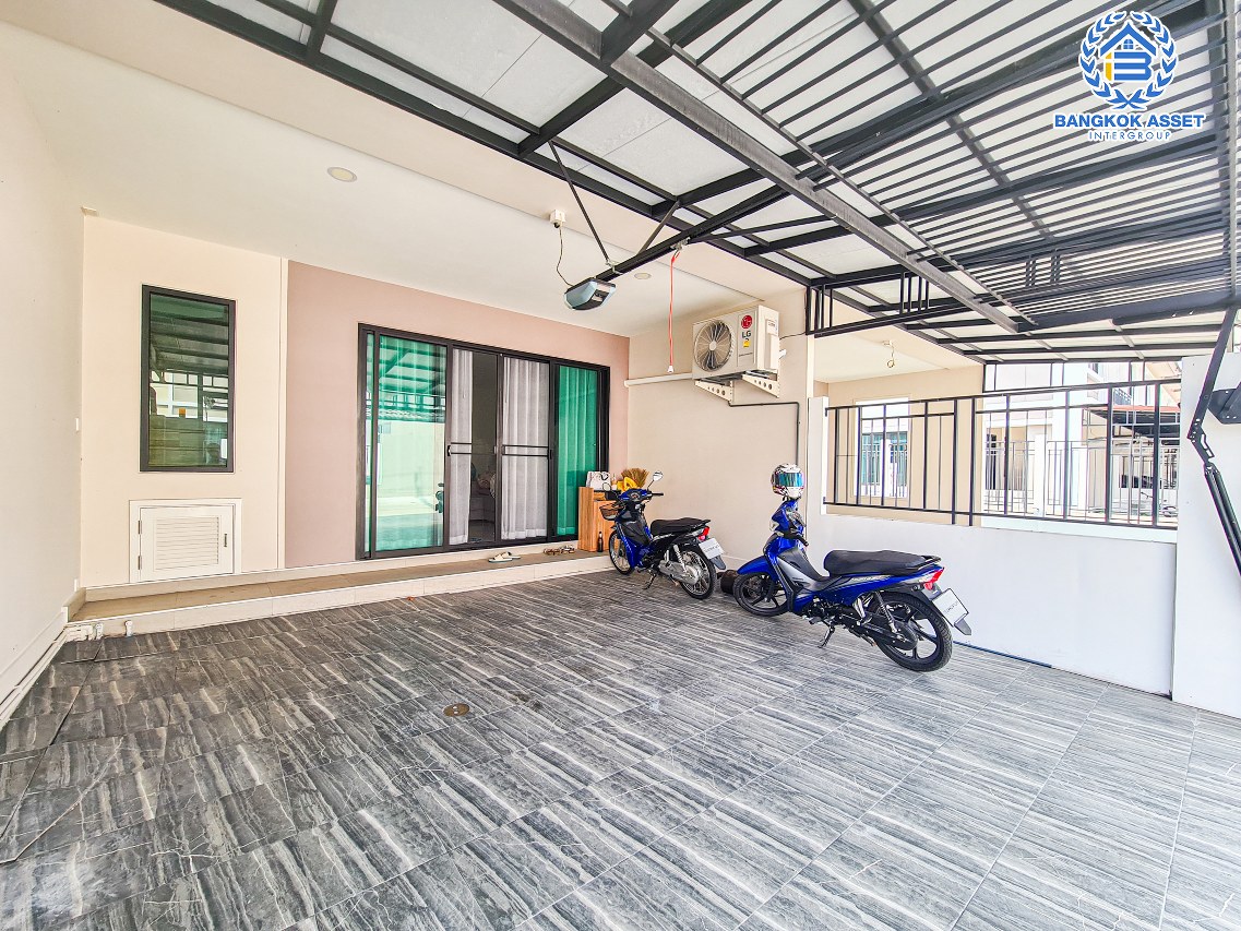 *****ทาวน์เฮ้าส์มือสองนนทบุรี โครงการ ดรีม พรีว่า ราชพฤกษ์ ปิ่นเกล้า กาญจนาภิเษก เนื้อที่กว้าง 21.2 ตร.ว. ฟังก์ชัน 3 ห้องนอน 2 ห้องน้ำ 2 ที่จอดรถ บ้านสภาพใหม่ แถมเฟอร์นิเจอร์ทั้งหลัง บนทำเลแห่งการเดินทาง เชื่อมต่อถนนกาญจนาภิเษก, ถนนนครอินทร์, ถนนราชพฤกษ์ ใกล้จุดขึ้นทางด่วน "กาญจนาภิเษก"