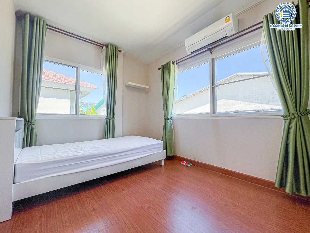 *****บ้านเดี่ยวมือสอง โครงการ ศุภาลัย พาร์ควิลล์ วงแหวน-ราชพฤกษ์ เนื้อที่กว้าง 67.50 ตร.ว. ฟังก์ชัน 3 ห้องนอน 3 ห้องน้ำ 2 ที่จอดรถ บ้านสภาพดีเยี่ยม พร้อมเข้าอยู่ บนทำเลเดินทางสะดวก เชื่อมต่อถนนสะพานนนทบุรีบางบัวทอง ถนนกาญจนาภิเษก ถนนราชพฤกษ์  ใกล้ห้างสรรพสินค้าเซ็นทรัลเวสต์เกต