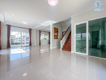 *****บ้านเดี่ยวมือสอง โครงการ ศุภาลัย พาร์ควิลล์ วงแหวน-ราชพฤกษ์ เนื้อที่กว้าง 67.50 ตร.ว. ฟังก์ชัน 3 ห้องนอน 3 ห้องน้ำ 2 ที่จอดรถ บ้านสภาพดีเยี่ยม พร้อมเข้าอยู่ บนทำเลเดินทางสะดวก เชื่อมต่อถนนสะพานนนทบุรีบางบัวทอง ถนนกาญจนาภิเษก ถนนราชพฤกษ์  ใกล้ห้างสรรพสินค้าเซ็นทรัลเวสต์เกต