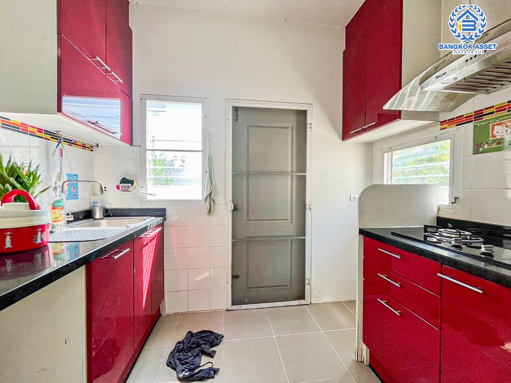 บ้านเดี่ยวมือสอง โครงการ อินนิซิโอ ปิ่นเกล้า-วงแหวน เนื้อที่ 50.40 ตร.ว. ฟังก์ชัน 3 ห้องนอน 2 ห้องน้ำ 2 ที่จอดรถ ขายต่ำกว่าราคาประเมิน คุ้มค่าที่สุดในโครงการ บนทำเลเดินทางสะดวก เชื่อมต่อถนนนครอินทร์ ถนนกาญจนาภิเษก ซอยวัดส้มเกลี้ยง ใกล้รถไฟฟ้าสายสีม่วง "สถานีตลาดบางใหญ่"...