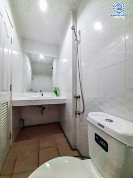 *****ทาวน์เฮ้าส์มือสองสมุทรปราการ โครงการ ธัญดา พาร์ควิว5 แพรกษา-เทพารักษ์ เนื้อที่กว้าง 24.7 ตร.ว. ฟังก์ชัน 2 ห้องนอน 2 ห้องน้ำ 1 ที่จอดรถ บ้านสภาพดี  บนทำเลเหมาะแก่การค้าขาย และโฮมออฟฟิต เชื่อมต่อถนนแพรษา, ถนนตำหรุ-บางพลี ใกล้จุดขึ้นทางด่วน "กาญจนาภิเษก" จองเลย!