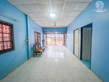 *****บ้านแฝดมือสองนนทบุรี หมู่บ้าน ซอย ร่มโพธิ์ทอง บางกรวย-ไทรน้อย เนื้อที่กว้างขวาง 40 ตร.ว. ฟังก์ชัน 2 ห้องนอน 1 ห้องน้ำ 1 ที่จอดรถ บ้านสภาพดี ทาสีใหม่ บนทำเลเดินทางสะดวก เชื่อมต่อถนนบางกรวย-ไทรน้อย, ถนนรัตนาธิเบศร์ ใกล้รถไฟฟ้าสายสีม่วง "สถานีบางพลู" จองเลย!