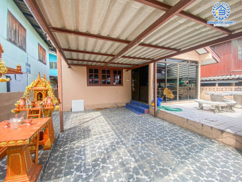 *****บ้านแฝดมือสองนนทบุรี หมู่บ้าน ซอย ร่มโพธิ์ทอง บางกรวย-ไทรน้อย เนื้อที่กว้างขวาง 40 ตร.ว. ฟังก์ชัน 2 ห้องนอน 1 ห้องน้ำ 1 ที่จอดรถ บ้านสภาพดี ทาสีใหม่ บนทำเลเดินทางสะดวก เชื่อมต่อถนนบางกรวย-ไทรน้อย, ถนนรัตนาธิเบศร์ ใกล้รถไฟฟ้าสายสีม่วง "สถานีบางพลู" จองเลย!