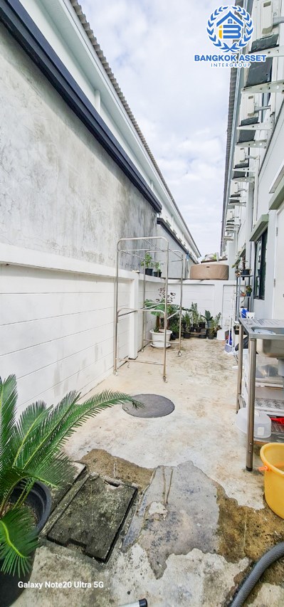 *****ทาวน์เฮ้าส์มือสองนนทบุรี โครงการ ชวนชื่นทาวน์ บางใหญ่ หลังมุม! เนื้อที่กว้างเกือบ 30 ตร.ว. ฟังก์ชัน 4 ห้องนอน 3 ห้องน้ำ 2 ที่จอดรถ บ้านสภาพเยี่ยม แถมฟรี! 5 เครื่องปรับอากาศ ฯลฯ บนทำเลแห่งการเดินทาง เชื่อมต่อถนนประชาอุทิศ, ถนนกาญจนาภิเษก ใกล้ทางด่วน "กรุงเทพ-กาญจนบุรี"