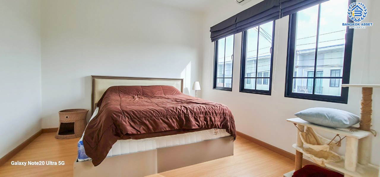 *****ทาวน์เฮ้าส์มือสองนนทบุรี โครงการ ชวนชื่นทาวน์ บางใหญ่ หลังมุม! เนื้อที่กว้างเกือบ 30 ตร.ว. ฟังก์ชัน 4 ห้องนอน 3 ห้องน้ำ 2 ที่จอดรถ บ้านสภาพเยี่ยม แถมฟรี! 5 เครื่องปรับอากาศ ฯลฯ บนทำเลแห่งการเดินทาง เชื่อมต่อถนนประชาอุทิศ, ถนนกาญจนาภิเษก ใกล้ทางด่วน "กรุงเทพ-กาญจนบุรี"