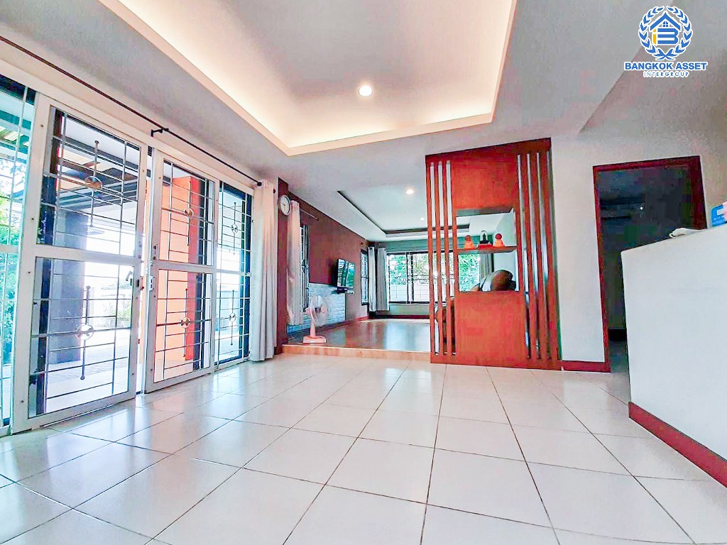 *****ทาวน์เฮ้าส์มือสอง โครงการ เฟื่องสุข5 กาญจานาภิเษก หลังมุม เนื้อที่ 77 ตร.ว. ฟังก์ชัน 3 ห้องนอน 2 ห้องน้ำ 2 ที่จอดรถ บ้านพร้อมเข้าอยู่ ภายในเหมือนใหม่ พื้นที่รอบบ้านกว้าง บนทำเลดี เชื่อมต่อถนนบางบัวทอง-สุพรรณบุรี ถนนกาญจนาภิเษก ถนนบางกรวย-ไทรน้อย