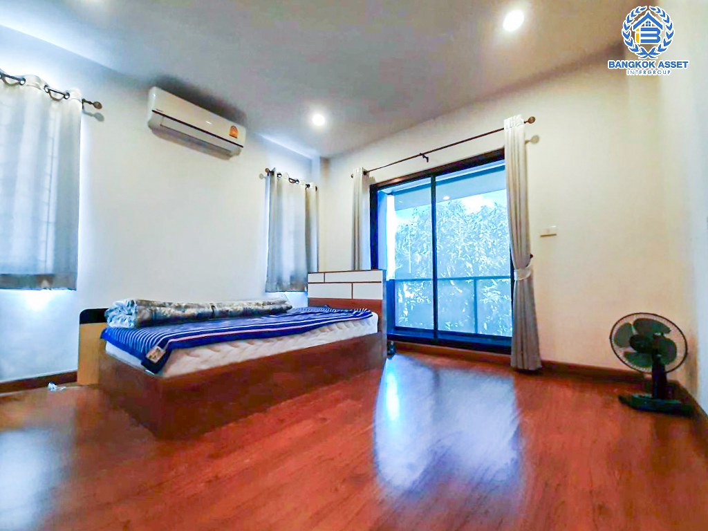 *****ทาวน์เฮ้าส์มือสอง โครงการ เฟื่องสุข5 กาญจานาภิเษก หลังมุม เนื้อที่ 77 ตร.ว. ฟังก์ชัน 3 ห้องนอน 2 ห้องน้ำ 2 ที่จอดรถ บ้านพร้อมเข้าอยู่ ภายในเหมือนใหม่ พื้นที่รอบบ้านกว้าง บนทำเลดี เชื่อมต่อถนนบางบัวทอง-สุพรรณบุรี ถนนกาญจนาภิเษก ถนนบางกรวย-ไทรน้อย