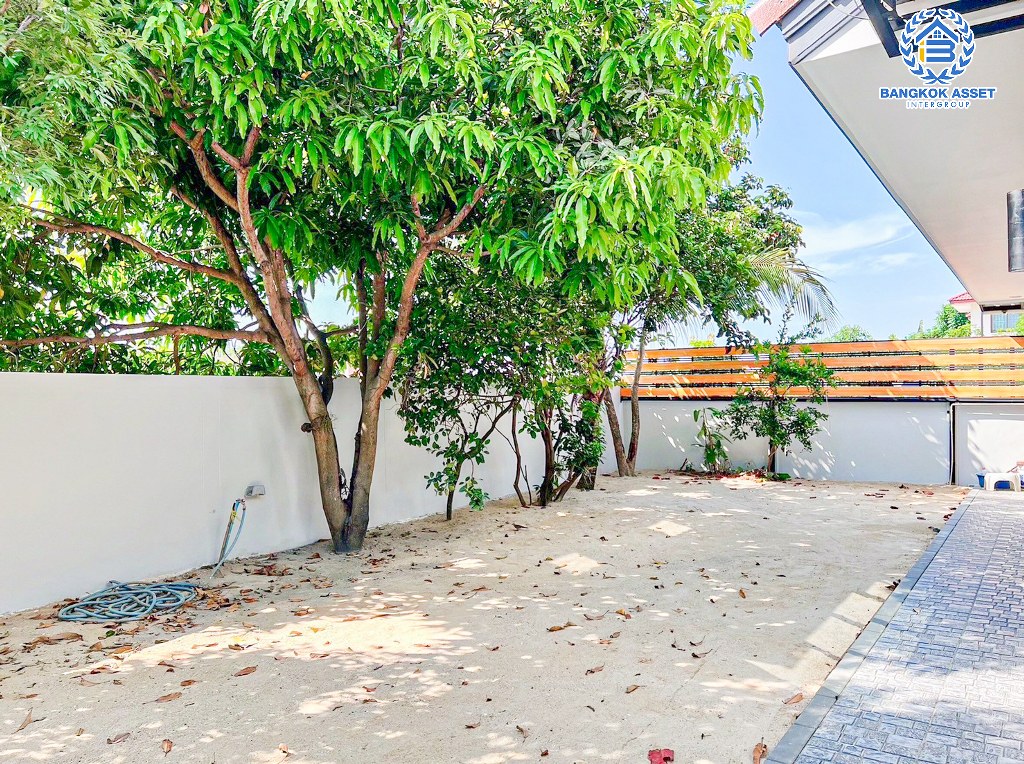 *****ทาวน์เฮ้าส์มือสอง โครงการ เฟื่องสุข5 กาญจานาภิเษก หลังมุม เนื้อที่ 77 ตร.ว. ฟังก์ชัน 3 ห้องนอน 2 ห้องน้ำ 2 ที่จอดรถ บ้านพร้อมเข้าอยู่ ภายในเหมือนใหม่ พื้นที่รอบบ้านกว้าง บนทำเลดี เชื่อมต่อถนนบางบัวทอง-สุพรรณบุรี ถนนกาญจนาภิเษก ถนนบางกรวย-ไทรน้อย