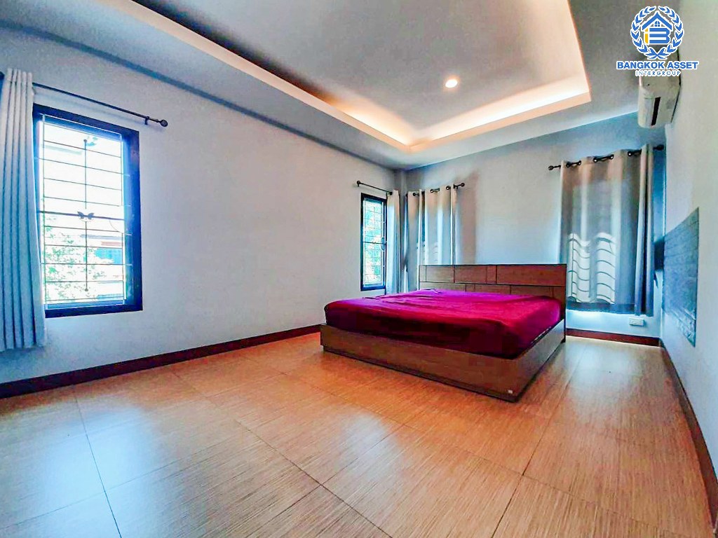 *****ทาวน์เฮ้าส์มือสอง โครงการ เฟื่องสุข5 กาญจานาภิเษก หลังมุม เนื้อที่ 77 ตร.ว. ฟังก์ชัน 3 ห้องนอน 2 ห้องน้ำ 2 ที่จอดรถ บ้านพร้อมเข้าอยู่ ภายในเหมือนใหม่ พื้นที่รอบบ้านกว้าง บนทำเลดี เชื่อมต่อถนนบางบัวทอง-สุพรรณบุรี ถนนกาญจนาภิเษก ถนนบางกรวย-ไทรน้อย