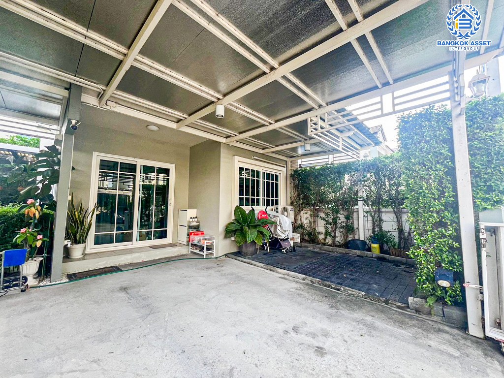 *****ทาวน์เฮ้าส์มือสอง โครงการ เดอะวิลเลจ กาญจนาภิเษก-ราชพฤกษ์2 หลังมุม เนื้อที่ 37.70 ตร.ว. ฟังก์ชัน 3 ห้องนอน 2 ห้องน้ำ บ้านสภาพดีเยี่ยม โครงการบนทำเลดี เชื่อมต่อถนนกาญจนาภิเษก ถนนบางกรวย-ไทรน้อย ถนนบางบัวทอง-สุพรรณบุรี ใกล้รถไฟฟ้าสายสีม่วง "สถานีคลองบางไผ่"