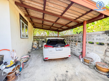 *****บ้านเดี่ยวมือสองนนทบุรี หมู่บ้าน ซอยเรวดี73 เรวดี หลังมุม เนื้อที่กว้างมากถึง 68 ตร.ว. ฟังก์ชัน 4 ห้องนอน 2 ห้องน้ำ 1 ที่จอดรถ บ้านสภาพดี บนทำเลเมือง เดินทางสะดวก เชื่อมต่อ ถนนเลี่ยงเมืองนนทบุรี ใกล้จุดขึ้นทางด่วน "งามวงศ์วาน" และรถไฟฟ้าสายสีม่วง "สถานีสถานีกระทรวงสาธารณสุข" เพียง 10 นาที!