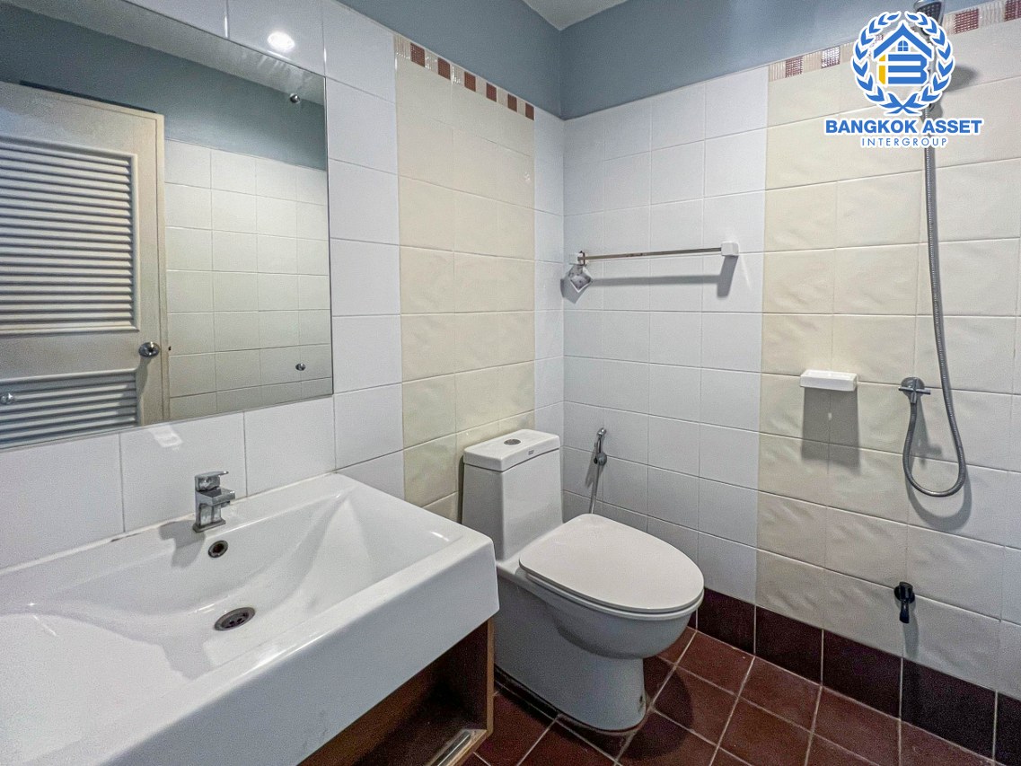 *****ทาวน์เฮ้าส์มือสองนนทบุรี โครงการ พฤกษาวิลล์19 กาญจนาภิเษก เนื้อที่เกือบ 18 ตร.ว. ฟังก์ชัน 3 ห้องนอน 2 ห้องน้ำ 1 ที่จอดรถ แถมฟรี! 3 เครื่องปรับอากาศ 1 เครื่องดูดควัน บนทำเลแห่งการเดินทาง เดินทางสะดวก เพราะเชื่อมต่อถนนกาญจนาภิเษก, ถนนนครอินทร์, ถนนราชพฤกษ์ จองด่วน!