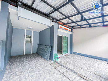 *****ทาวน์เฮ้าส์มือสองนนทบุรี โครงการ พฤกษาวิลล์19 กาญจนาภิเษก เนื้อที่เกือบ 18 ตร.ว. ฟังก์ชัน 3 ห้องนอน 2 ห้องน้ำ 1 ที่จอดรถ แถมฟรี! 3 เครื่องปรับอากาศ 1 เครื่องดูดควัน บนทำเลแห่งการเดินทาง เดินทางสะดวก เพราะเชื่อมต่อถนนกาญจนาภิเษก, ถนนนครอินทร์, ถนนราชพฤกษ์ จองด่วน!