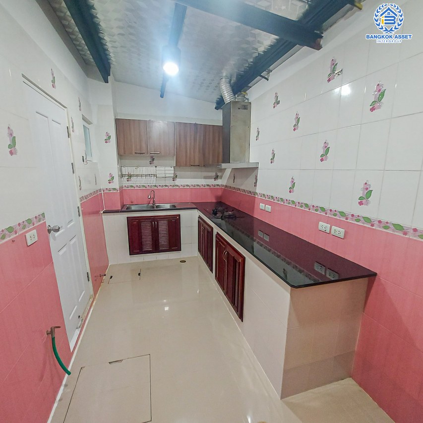 *****ทาวน์เฮ้าส์มือสองนนทบุรี โครงการ พลีโน่ รัตนาธิเบศร์-ชัยพฤกษ์ เนื้อที่ 20.6 ตร.ว. ฟังก์ชัน 3 ห้องนอน 2 ห้องน้ำ 2 ที่จอดรถ บ้านสภาพพร้อมเข้าอยู่ ไม่เคยเข้าอยู่ บนทำเลเชื่อมต่อ ถ.ชัยพฤกษ์, ถ.บางกรวย-ไทรน้อย, ถ.ราชพฤกษ์ ใกล้รถไฟฟ้าสายสีม่วง "สถานีบางพลู" และทางด่วน "ศรีรัช" ในราคาสุดคุ้ม!