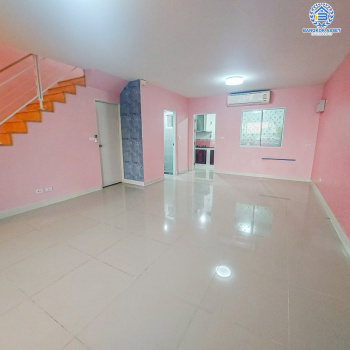 *****ทาวน์เฮ้าส์มือสองนนทบุรี โครงการ พลีโน่ รัตนาธิเบศร์-ชัยพฤกษ์ เนื้อที่ 20.6 ตร.ว. ฟังก์ชัน 3 ห้องนอน 2 ห้องน้ำ 2 ที่จอดรถ บ้านสภาพพร้อมเข้าอยู่ ไม่เคยเข้าอยู่ บนทำเลเชื่อมต่อ ถ.ชัยพฤกษ์, ถ.บางกรวย-ไทรน้อย, ถ.ราชพฤกษ์ ใกล้รถไฟฟ้าสายสีม่วง "สถานีบางพลู" และทางด่วน "ศรีรัช" ในราคาสุดคุ้ม!