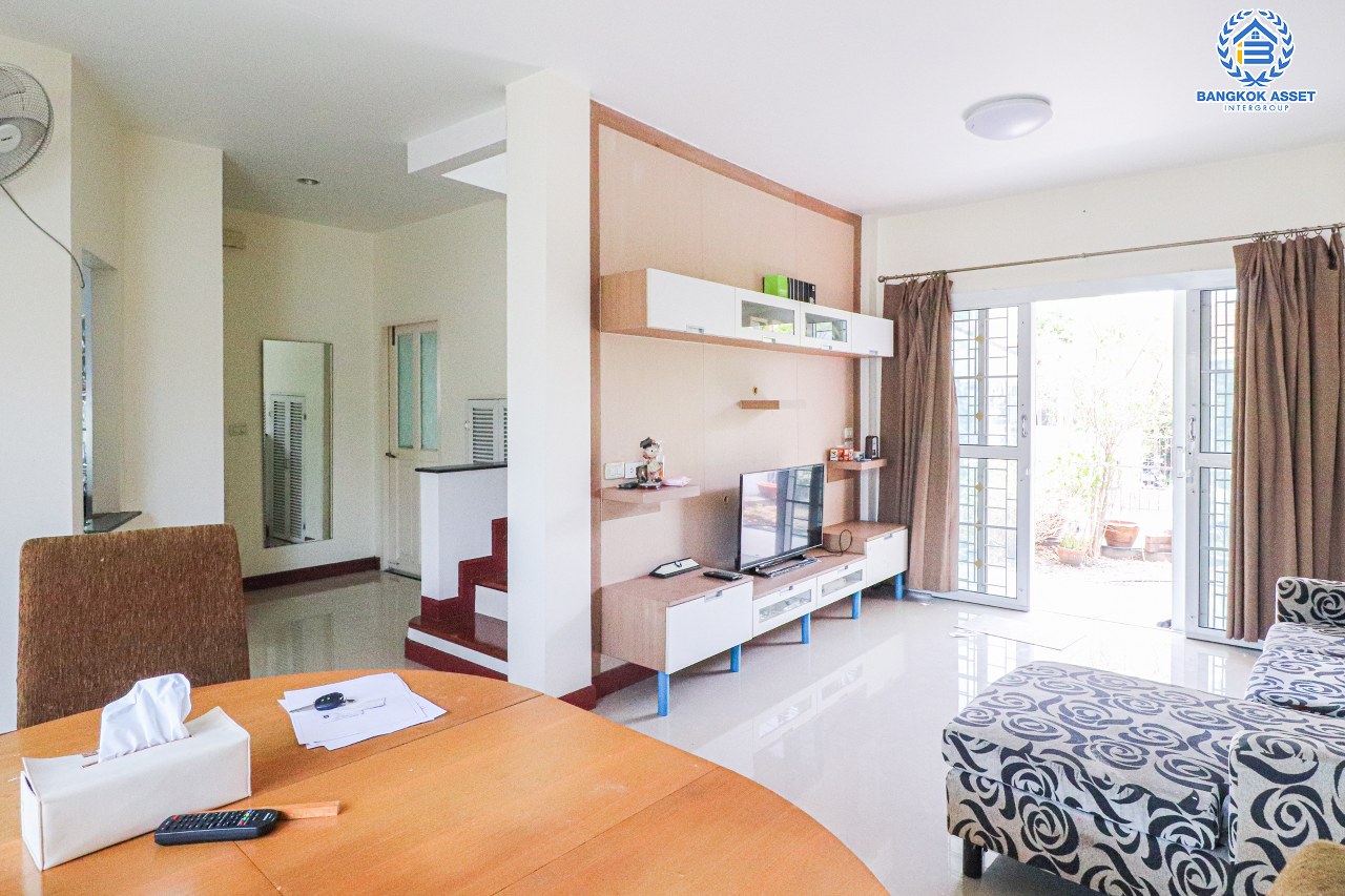 *****บ้านเดี่ยวมือสองนนทบุรี โครงการ เพอร์เฟคเพลส พระราม5-ราชพฤกษ์ เนื้อที่กว้างถึง 60.7 ตร.ว. ฟังก์ชัน 4 ห้องนอน 3 ห้องน้ำ 2 ที่จอดรถ บ้านต่อเติมครบพร้อมเข้าอยู่ บนทำเลติดถนนนครอินทร์ ใกล้ห้างสรรพสินค้าเซ็นทรัล เวสต์วิลล์ ทางด่วน "ศรีรัช" จองเลย!