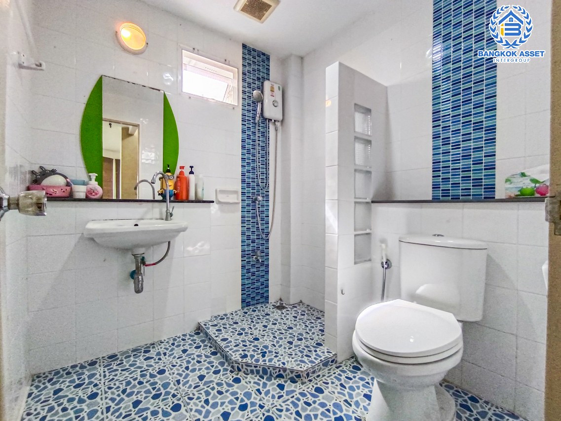 *****บ้านเดี่ยวมือสองนนทบุรี โครงการ เพอร์เฟคเพลส พระราม5-ราชพฤกษ์ เนื้อที่กว้างถึง 60.7 ตร.ว. ฟังก์ชัน 4 ห้องนอน 3 ห้องน้ำ 2 ที่จอดรถ บ้านต่อเติมครบพร้อมเข้าอยู่ บนทำเลติดถนนนครอินทร์ ใกล้ห้างสรรพสินค้าเซ็นทรัล เวสต์วิลล์ ทางด่วน "ศรีรัช" จองเลย!