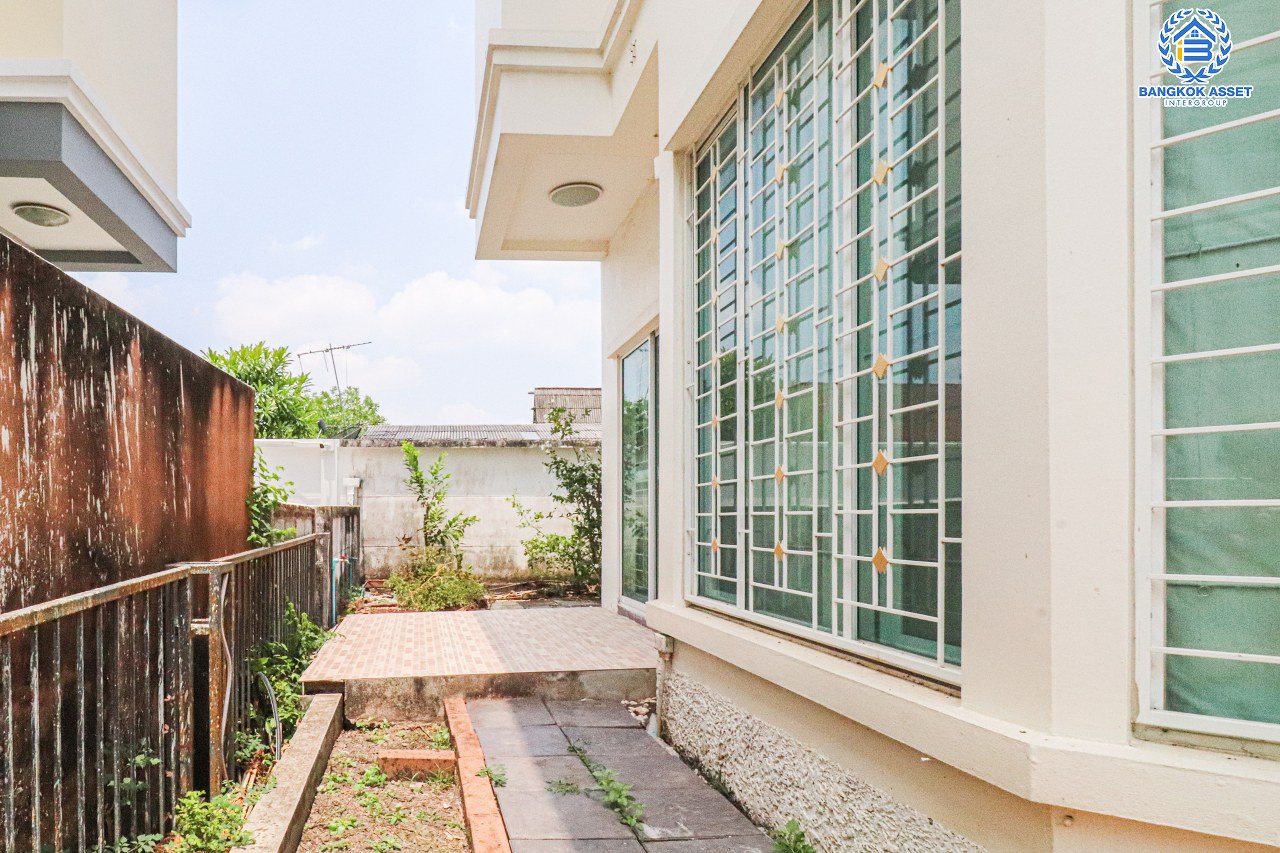 *****บ้านเดี่ยวมือสองนนทบุรี โครงการ เพอร์เฟคเพลส พระราม5-ราชพฤกษ์ เนื้อที่กว้างถึง 60.7 ตร.ว. ฟังก์ชัน 4 ห้องนอน 3 ห้องน้ำ 2 ที่จอดรถ บ้านต่อเติมครบพร้อมเข้าอยู่ บนทำเลติดถนนนครอินทร์ ใกล้ห้างสรรพสินค้าเซ็นทรัล เวสต์วิลล์ ทางด่วน "ศรีรัช" จองเลย!