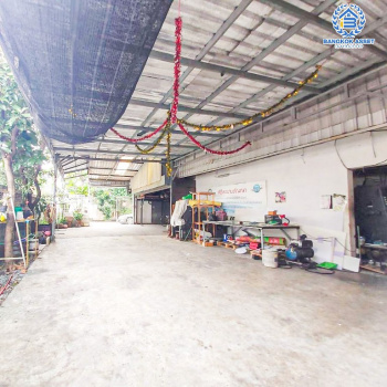 *****โรงงานบนทำเล ซอยบางแวก116 เนื้อที่ 208 ตร.ว. ฟังก์ชัน 4 ห้องนอน 3 ห้องน้ำ 8 ที่จอดรถ มีโกดังเก็บสินค้าไว้ให้ เหมาะกับการเริ่มต้นธุรกิจ การเดินทางสะดวก เชื่อมต่อถนนราชพฤกษ์ ถนนบรมราชชนนี ถนนจรัญสนิทวงศ์ ใกล้รถไฟฟ้าสายสีน้ำเงิน "สถานีหลักสอง" และจุดขึ้นทางด่วน "ศรีรัช"