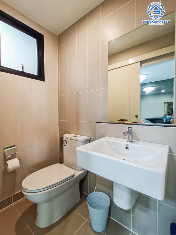 *****ทาวน์โฮม 3 ชั้นมือสอง โครงการ บ้านกลางเมือง ราชพฤกษ์-พระราม5 เนื้อที่ 17 ตร.ว. ฟังก์ชัน 3 ห้องนอน 3 ห้องน้ำ 2 ที่จอดรถ บ้านสภาพเยี่ยม เจ้าของดูแลดีมาก แถมฟรี! เฟอร์นิเจอร์ทั้งหลัง พร้อมเข้าอยู่ โครงการตั้งบนทำเลดี เชื่อมต่อถนนบางกรวย-ไทรน้อย ถนนนครอินทร์ ถนนราชพฤกษ์