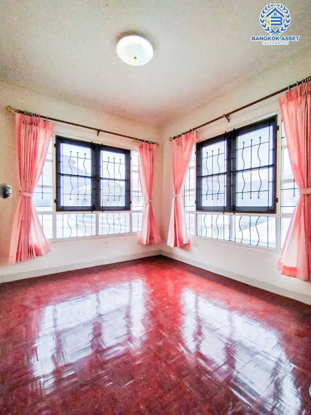 *****บ้านแฝดมือสองนนทบุรี โครงการ พฤกษา19 กาญจนาภิเษก เนื้อที่กว้าง 35 ตร.ว. ฟังก์ชัน 3 ห้องนอน 2 ห้องน้ำ 1 ที่จอดรถ บ้านสภาพสวย พร้อมเข้าอยู่ บนทำเลแห่งการเดินทาง เชื่อมต่อถนนกาญจนาภิเษก, ถนนรัตนาธิเบศร์, ถนนราชพฤกษ์ ใกล้รถไฟฟ้าสายสีม่วง "สถานีคลองบางไผ่" และทางด่วน จองเลย!