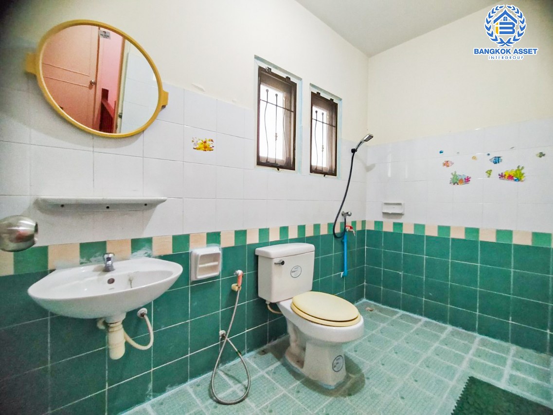 *****บ้านแฝดมือสองนนทบุรี โครงการ พฤกษา19 กาญจนาภิเษก เนื้อที่กว้าง 35 ตร.ว. ฟังก์ชัน 3 ห้องนอน 2 ห้องน้ำ 1 ที่จอดรถ บ้านสภาพสวย พร้อมเข้าอยู่ บนทำเลแห่งการเดินทาง เชื่อมต่อถนนกาญจนาภิเษก, ถนนรัตนาธิเบศร์, ถนนราชพฤกษ์ ใกล้รถไฟฟ้าสายสีม่วง "สถานีคลองบางไผ่" และทางด่วน จองเลย!