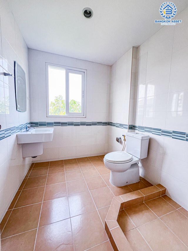 *****บ้านเดี่ยวมือสองนนทบุรี โครงการ คาซ่าวิลล์ ราชพฤกษ์-แจ้งวัฒนะ หลังมุม เนื้อที่กว้างขวางถึง 71 ตร.ว. ฟังก์ชัน 3 ห้องนอน 3 ห้องน้ำ 2 ที่จอดรถ บ้านเนื้อที่เยอะ สภาพใหม่มาก บนทำเลติด ถนนราชพฤกษ์ ใกล้รถไฟฟ้าสายสีม่วง "สถานีบางรักน้อยท่าอิฐ" และทางด่วน "แจ้งวัฒนะ" จองเลย!