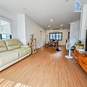 *****บ้านเดี่ยวมือสอง โครงการ Centro ราชพฤกษ์2 หลังมุม เนื้อที่ 65.40 ตร.ว. ฟังก์ชัน 4 ห้องนอน 5 ห้องน้ำ 3 ที่จอดรถ ภายในสไตล์อบอุ่น ภายนอกมีพื้นที่โล่งกว้าง โครงการบนทำเลดี เชื่อมต่อถนนบางกรวย-ไทรน้อย ถนนราชพฤกษ์ ใกล้เซ็นทรัล เวสต์เกต และรถไฟฟ้าสายสีม่วง "สถานีบางพลู"