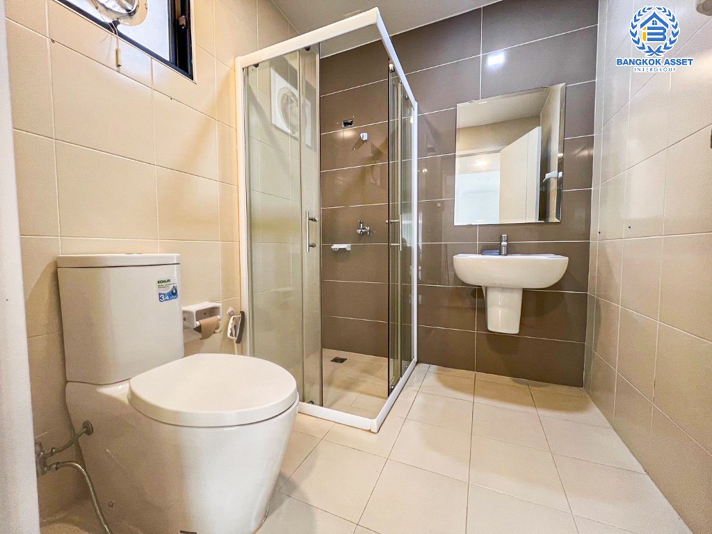 *****บ้านแฝดมือสอง โครงการ เดอะคอนเนค44 กาญจนาภิเษก-กันตนา เนื้อที่ 36.30 ตร.ว. ฟังก์ชัน 3 ห้องนอน 2 ห้องน้ำ 2 ที่จอดรถ บ้านรีโนเวทใหม่ ราคาคุ้มค่า พร้อมเข้าอยู่ โครงการบนทำเลเดินทางสะดวก เชื่อมต่อถนนศาลายา ถนนพิชัยเขต ใกล้รถไฟฟ้าสายสีม่วง "สถานีบางใหญ่" และจุดขึ้นทางด่วน "ศรีรัช"...