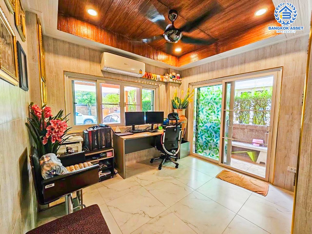 *****บ้านเดี่ยวมือสอง โครงการ คาซ่าวิลล์1 ราชพฤกษ์-รัตนาธิเบศร์ เนื้อที่ 50.40 ตร.ว. ฟังก์ชัน 3 ห้องนอน 3 ห้องน้ำ 2 ที่จอดรถ บ้านสภาพดีเยี่ยมพร้อมอยู่ ฟรี! เครื่องปรับอากาศ โครงการบนทำเลดี เชื่อมต่อถนนราชพฤกษ์ ถนนรัตนาธิเบศร์ ถนนชัยพฤกษ์ ใกล้รถไฟฟ้าสายสีม่วง "สถานีบางรักน้อยท่าอิฐ"