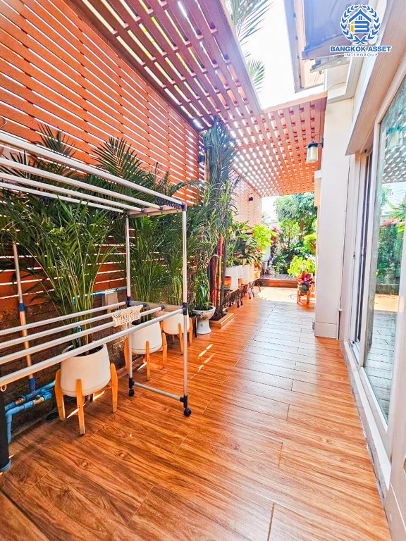 *****บ้านเดี่ยวมือสอง โครงการ คาซ่าวิลล์1 ราชพฤกษ์-รัตนาธิเบศร์ เนื้อที่ 50.40 ตร.ว. ฟังก์ชัน 3 ห้องนอน 3 ห้องน้ำ 2 ที่จอดรถ บ้านสภาพดีเยี่ยมพร้อมอยู่ ฟรี! เครื่องปรับอากาศ โครงการบนทำเลดี เชื่อมต่อถนนราชพฤกษ์ ถนนรัตนาธิเบศร์ ถนนชัยพฤกษ์ ใกล้รถไฟฟ้าสายสีม่วง "สถานีบางรักน้อยท่าอิฐ"