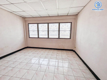 *****ทาวน์เฮ้าส์มือสองนนทบุรี โครงการ บางใหญ่ซิตี้ กาญจนาภิเษก เนื้อที่ 18 ตร.ว. ฟังก์ชัน 2 ห้องนอน 2 ห้องน้ำ 1 ที่จอดรถ บ้านสภาพดี บนทำเลใกล้รถไฟฟ้าสายสีม่วง "สถานีตลาดบางใหญ่" เพียง 700 เมตร เชื่อมต่อถนนกาญจนาภิเษก, ถนนรัตนาธิเบศร์ และใกล้เซ็นทรัลเวสต์เกต