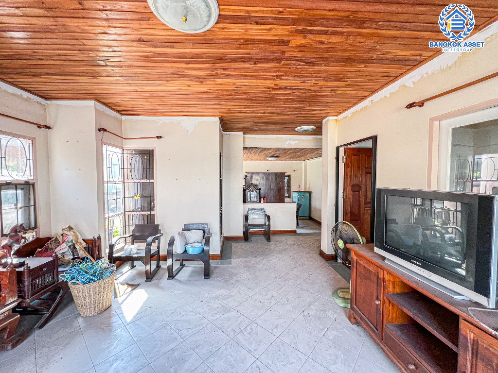 *****บ้านเดี่ยวมือสอง โครงการ สินบดี ราชพฤกษ์ เนื้อที่ 64.40 ตร.ว. ฟังก์ชัน 4 ห้องนอน 3 ห้องน้ำ 1 ที่จอดรถ บ้านสภาพดี ภายในสภาพเยี่ยม พร้อมเข้าอยู่ โครงการบนทำเลเดินทางสะดวก เชื่อมต่อถนนราชพฤษ์ ถนนบางกรวย-ไทรน้อย ใกล้รถไฟฟ้าสายสีม่วง "สถานีบางพลู"และจุดขึ้นทางด่วน "ศรีรัช"