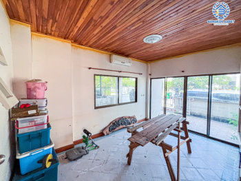 *****บ้านเดี่ยวมือสอง โครงการ สินบดี ราชพฤกษ์ เนื้อที่ 64.40 ตร.ว. ฟังก์ชัน 4 ห้องนอน 3 ห้องน้ำ 1 ที่จอดรถ บ้านสภาพดี ภายในสภาพเยี่ยม พร้อมเข้าอยู่ โครงการบนทำเลเดินทางสะดวก เชื่อมต่อถนนราชพฤษ์ ถนนบางกรวย-ไทรน้อย ใกล้รถไฟฟ้าสายสีม่วง "สถานีบางพลู"และจุดขึ้นทางด่วน "ศรีรัช"