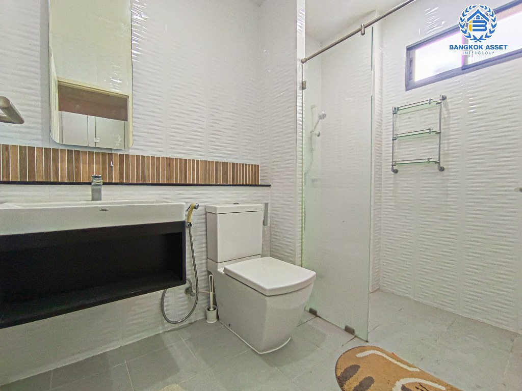 *****บ้านเดี่ยวมือสอง โครงการ เพอร์เฟคเพลส แจ้งวัฒนะ-ปากเกร็ด คุณภาพจากแบรนด์ Perfect Property เนื้อที่ 60 ตร.ว. ฟังก์ชัน 3 ห้องนอน 3 ห้องน้ำ 2 ที่จอดรถ บ้านสภาพดีเยี่ยม เดินทางสะดวกทำเลดี เชื่อมต่อถนนชัยพฤกษ์ ถนนราชพฤกษ์ ถนนสะพานนนทบุรี-บางบัวทอง...