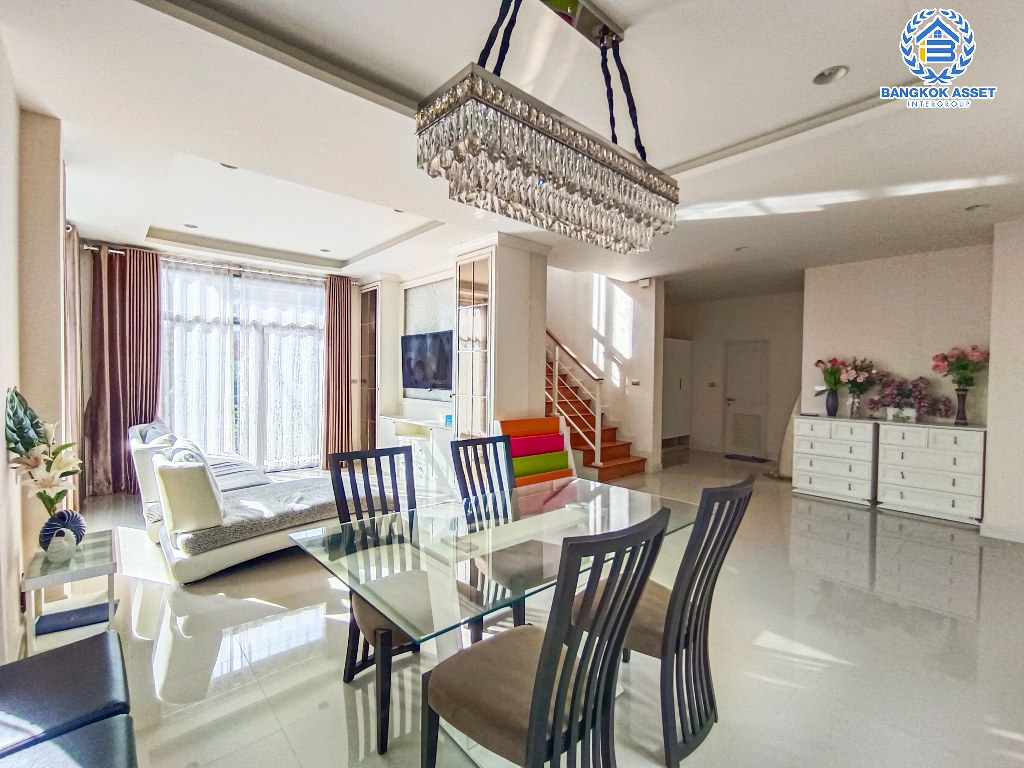 *****บ้านเดี่ยวมือสอง โครงการ เพอร์เฟคเพลส แจ้งวัฒนะ-ปากเกร็ด คุณภาพจากแบรนด์ Perfect Property เนื้อที่ 60 ตร.ว. ฟังก์ชัน 3 ห้องนอน 3 ห้องน้ำ 2 ที่จอดรถ บ้านสภาพดีเยี่ยม เดินทางสะดวกทำเลดี เชื่อมต่อถนนชัยพฤกษ์ ถนนราชพฤกษ์ ถนนสะพานนนทบุรี-บางบัวทอง...