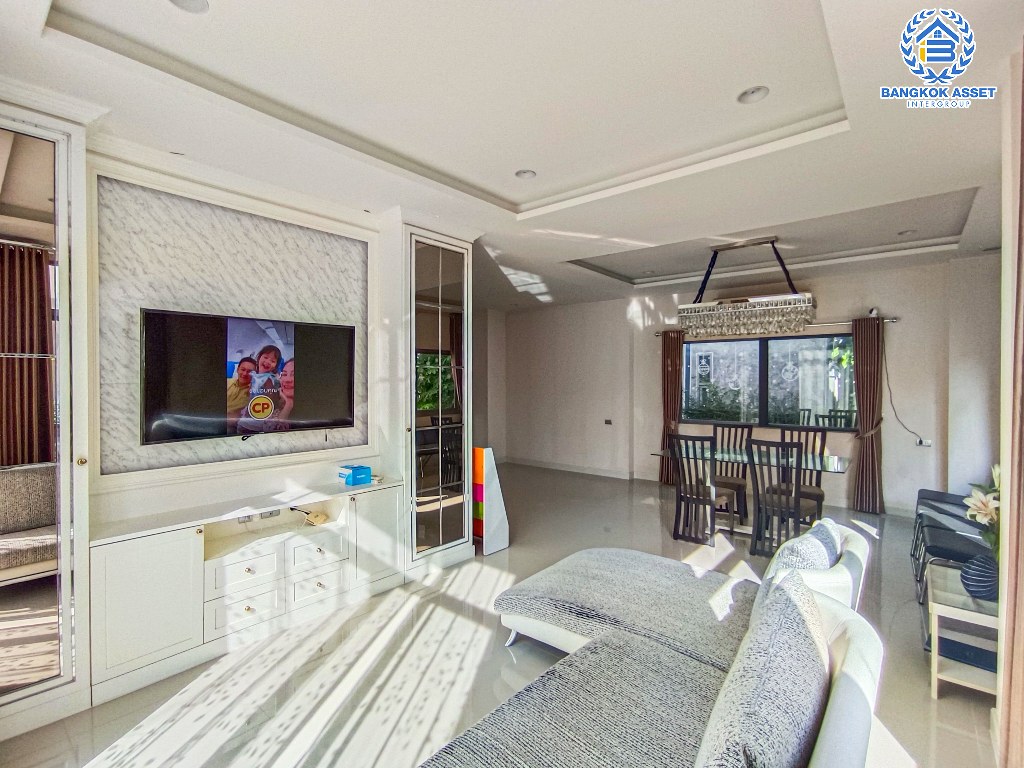 *****บ้านเดี่ยวมือสอง โครงการ เพอร์เฟคเพลส แจ้งวัฒนะ-ปากเกร็ด คุณภาพจากแบรนด์ Perfect Property เนื้อที่ 60 ตร.ว. ฟังก์ชัน 3 ห้องนอน 3 ห้องน้ำ 2 ที่จอดรถ บ้านสภาพดีเยี่ยม เดินทางสะดวกทำเลดี เชื่อมต่อถนนชัยพฤกษ์ ถนนราชพฤกษ์ ถนนสะพานนนทบุรี-บางบัวทอง...