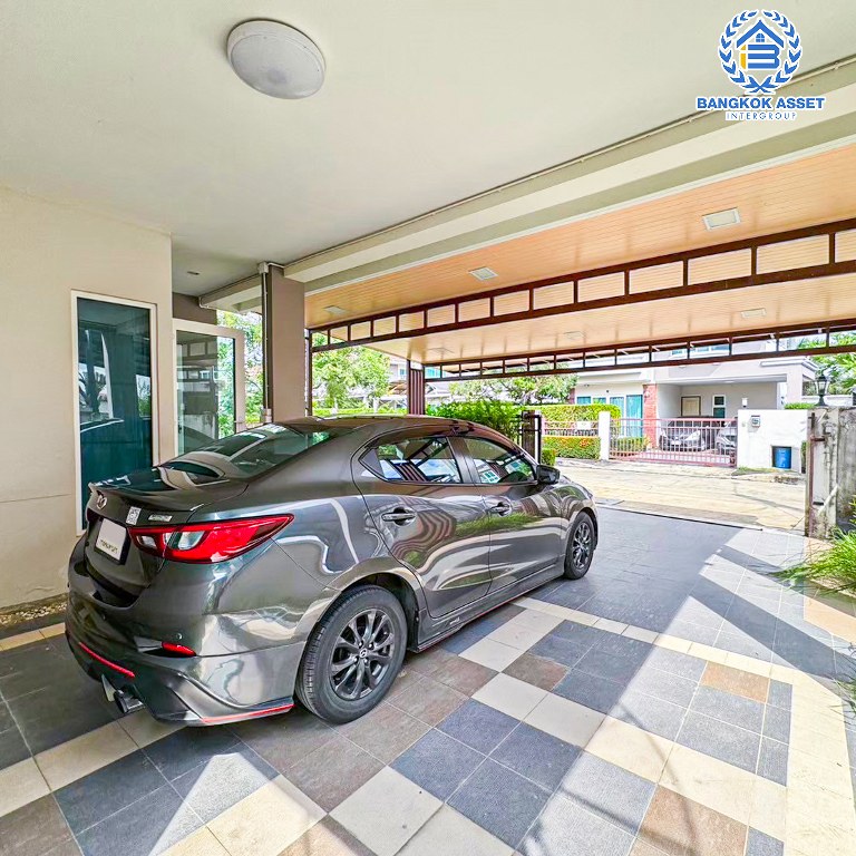 *****บ้านเดี่ยวมือสอง โครงการ ศุภาลัยวิลล์ วงแหวน-ปิ่นเกล้า หลังมุม เนื้อที่ 71.30 ตร.ว. ฟังก์ชัน 3 ห้องนอน 3 ห้องน้ำ 2 ที่จอดรถ ภายในสภาพดีเยี่ยม แถมได้พื้นที่ข้างบ้านกว้าง บรรยากาศเป็นส่วนตัว โครงการบนทำเลเดินทางสะดวก เชื่อมต่อถนนกาญจนาภิเษก ถนนนครอินทร์ ซอยวัดพระเงิน ใกล้จุดขึ้นทางด่วน "ศรีรัช"