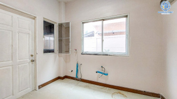 *****บ้านแฝดมือสอง โครงการ ปริญญดา ไลท์ พระราม5 เนื้อที่ 37.5 ตร.ว. ฟังก์ชัน 3 ห้องนอน 2 ห้องน้ำ 2 ที่จอดรถ ภายในสภาพดี โซน Living โปร่งโล่ง พร้อมอยู่ ทำเลใกล้เมืองเดินทางสะดวก เชื่อมต่อถนนราชพฤกษ์ ถนนนครอินทร์ ถนนกาญจนาภิเษก ใกล้รถไฟฟ้าสายสีม่วง "สถานีบางรักใหญ่" และจุดขึ้นทางด่วน "ศรีรัช"