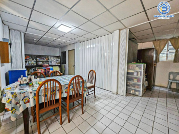 *****บ้านเดี่ยวมือสอง ซอยงามวงศ์วาน (งามวงศ์วาน 55) เนื้อที่ 62 ตร.ว. ฟังก์ชัน 5 ห้องนอน 2 ห้องน้ำ ได้พื้นที่ใช้สอยกว้าง ขายพร้อมห้องเช่า 18 ห้อง โครงการบนทำเลเดินทางสะดวก เชื่อมต่อถนนงามวงศ์วาน ถนนประชาชื่น ถนนวิภาวดี-รังสิต ใกล้รถไฟฟ้าสายสีแดง "สถานีบางเขน" และจุดขึ้นทางด่วน "งามวงศ์วาน"