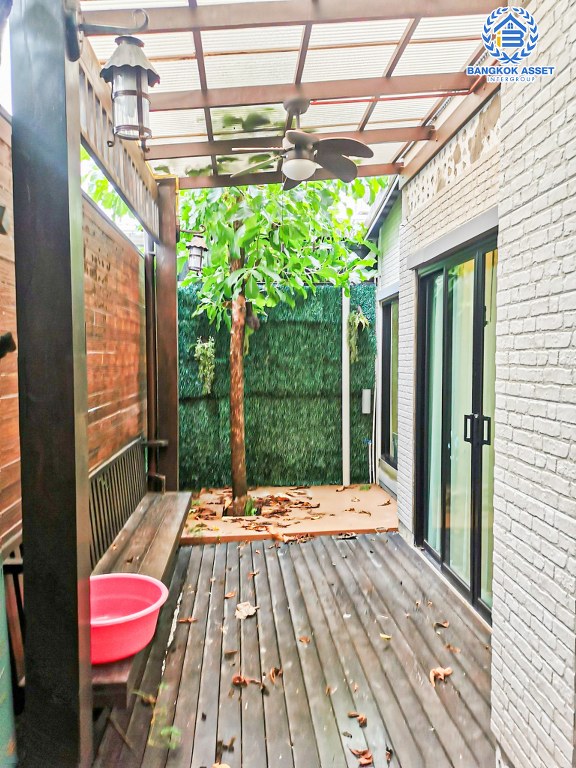 *****บ้านแฝดมือสอง โครงการ เปี่ยมสุข บางบัวทอง เนื้อที่ 35.80 ตร.ว. ฟังก์ชัน 3 ห้องนอน 2 ห้องน้ำ 2 ที่จอดรถ สภาพเหมือนใหม่ พิเศษ! แถมเฟอร์นิเจอร์ทั้งหลัง โครงการตั้งบนทำเลเดินทางสะดวก เชื่อมต่อถนนบางกรวย-ไทรน้อย ถนนกาญจนาภิเษก ถนนรัตนาธิเบศร์ ใกล้เซ็นโรบินสัน ไลฟ์สไตล์ ราชพฤกษ์