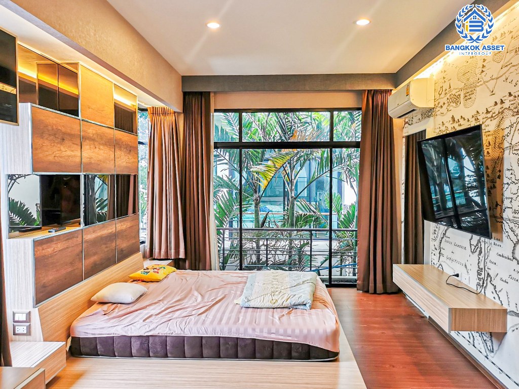 *****บ้านแฝดมือสอง โครงการ เปี่ยมสุข บางบัวทอง เนื้อที่ 35.80 ตร.ว. ฟังก์ชัน 3 ห้องนอน 2 ห้องน้ำ 2 ที่จอดรถ สภาพเหมือนใหม่ พิเศษ! แถมเฟอร์นิเจอร์ทั้งหลัง โครงการตั้งบนทำเลเดินทางสะดวก เชื่อมต่อถนนบางกรวย-ไทรน้อย ถนนกาญจนาภิเษก ถนนรัตนาธิเบศร์ ใกล้เซ็นโรบินสัน ไลฟ์สไตล์ ราชพฤกษ์