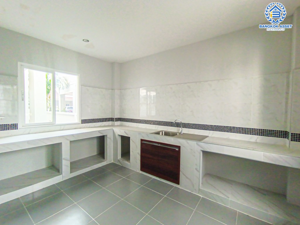 *****บ้านเดี่ยวมือสอง โครงการ เพอร์เฟคเพลส ราชพฤกษ์ จาก Perfect Property บนเนื้อที่ 66 ตร.ว. พื้นที่ใช้สอยกว้างถึง 235 ตร.ม. ฟังก์ชัน 3 ห้องนอน 3 ห้องน้ำ พื้นที่หน้าบ้านกว้าง โครงการติดถนนราชพฤกษ์ เชื่อมต่อถนนรัตนาธิเบศร์ ใกล้รถไฟฟ้าสายสีม่วง "สถานีบางรักน้อยท่าอิฐ" จุดขึ้นทางด่วน "กาญจนาภิเษก"