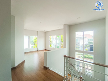 *****บ้านเดี่ยวมือสอง โครงการ เพอร์เฟคเพลส ราชพฤกษ์ จาก Perfect Property บนเนื้อที่ 66 ตร.ว. พื้นที่ใช้สอยกว้างถึง 235 ตร.ม. ฟังก์ชัน 3 ห้องนอน 3 ห้องน้ำ พื้นที่หน้าบ้านกว้าง โครงการติดถนนราชพฤกษ์ เชื่อมต่อถนนรัตนาธิเบศร์ ใกล้รถไฟฟ้าสายสีม่วง "สถานีบางรักน้อยท่าอิฐ" จุดขึ้นทางด่วน "กาญจนาภิเษก"