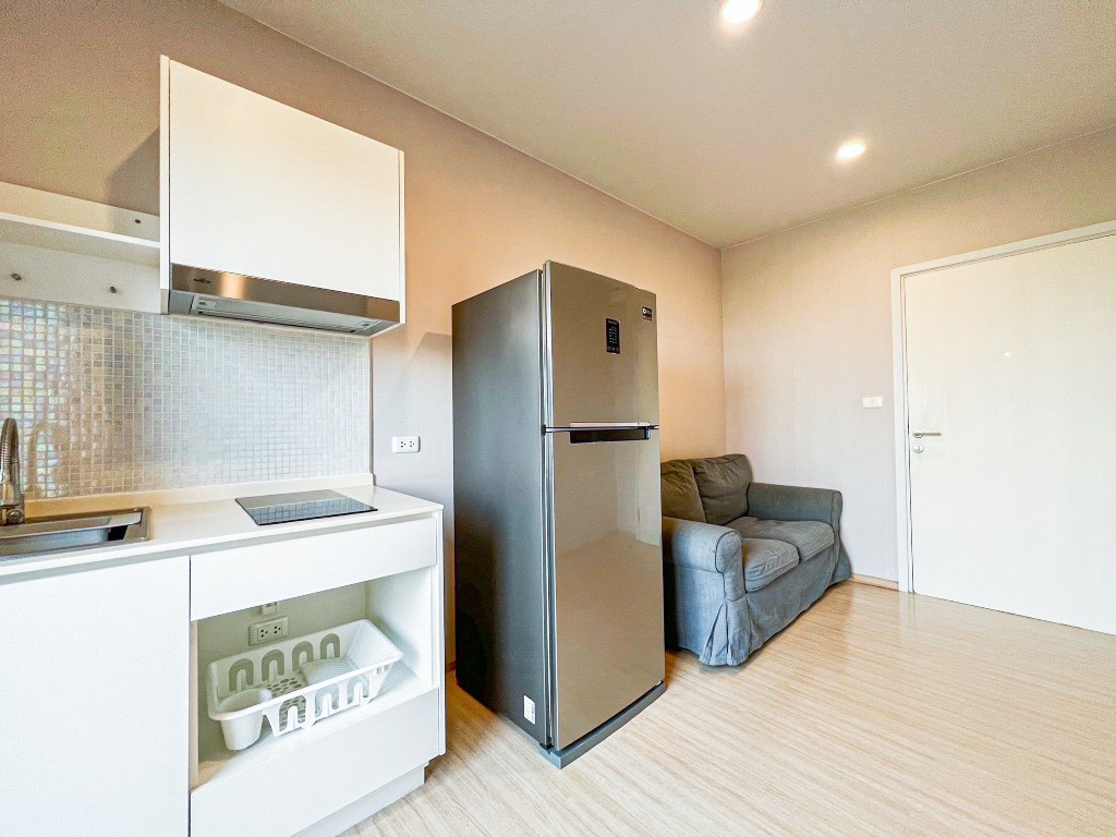 *****คอนโดมิเนียมมือสองกรุงเทพฯ โครงการ พลัมคอนโด ปิ่นเกล้า สเตชั่น พื้นที่ใช้สอย 25.38 ตร.ม. ฟังก์ชัน 1 ห้องนอน 1 ห้องน้ำ ภายในห้องเหมือนใหม่ พร้อมเข้าอยู่ บนทำเลตอบโจทย์ไลฟ์สไตล์คนทำงานในเมือง เชื่อมต่อ ถ.จรัญสนิทวงศ์, ถ.สมเด็จพระปิ่นเกล้า, ถ.ราชวิถี ใกล้รถไฟฟ้าสายสีน้ำเงิน "สถานีบางยี่ขัน"