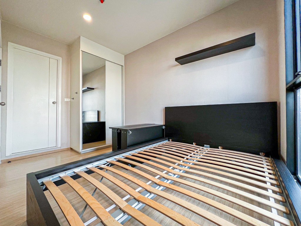 *****คอนโดมิเนียมมือสองกรุงเทพฯ โครงการ พลัมคอนโด ปิ่นเกล้า สเตชั่น พื้นที่ใช้สอย 25.38 ตร.ม. ฟังก์ชัน 1 ห้องนอน 1 ห้องน้ำ ภายในห้องเหมือนใหม่ พร้อมเข้าอยู่ บนทำเลตอบโจทย์ไลฟ์สไตล์คนทำงานในเมือง เชื่อมต่อ ถ.จรัญสนิทวงศ์, ถ.สมเด็จพระปิ่นเกล้า, ถ.ราชวิถี ใกล้รถไฟฟ้าสายสีน้ำเงิน "สถานีบางยี่ขัน"