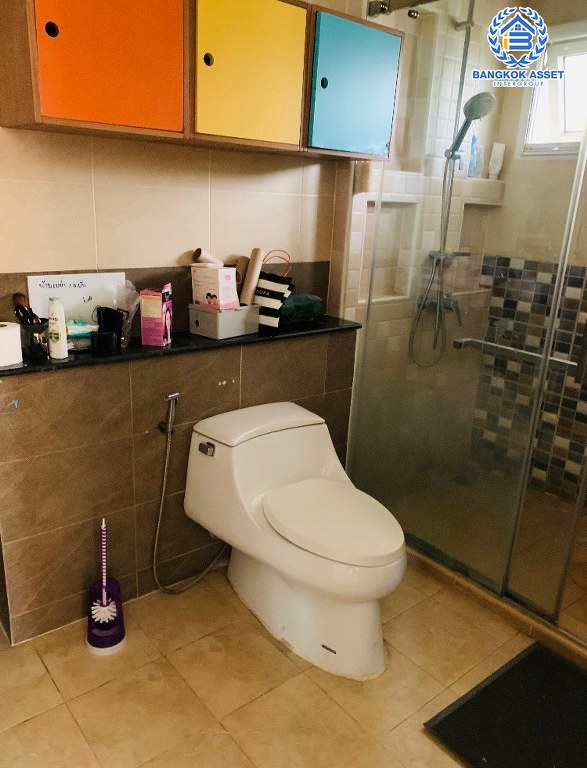 *****บ้านเดี่ยวมือสอง โครงการ กลอรี่เฮ้าส์ พุทธมณฑลสาย3 เนื้อที่ 105.60 ตร.ว. ฟังก์ชัน 3 ห้องนอน 3 ห้องน้ำ 2 ที่จอดรถ บ้านสภาพดีเยี่ยม พร้อมเข้าอยู่ โครงการบนทำเลเดินทางสะดวก เชื่อมต่อถนนพุทธมณฑลสาย3 ถนนบรมราชชนนี ถนนวงแหวนกาญจนาภิเษก ใกล้ห้างสรรพสินค้าเซ็นทรัล ศาลายา