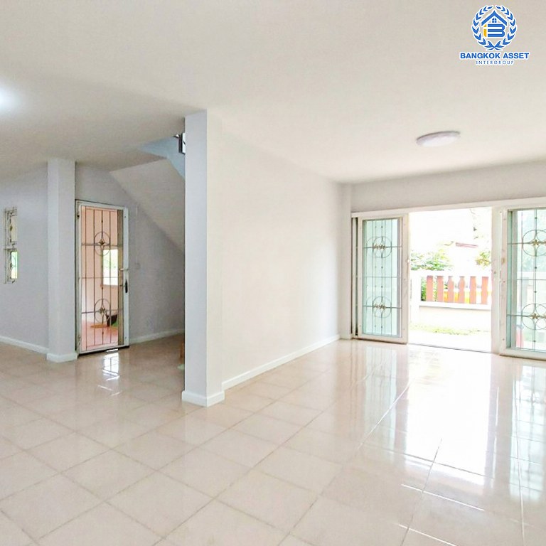 บ้านเดี่ยวมือสอง โครงการ ลภาวัน15 ชัยพฤกษ์ เนื้อที่ 56 ตร.ว. ฟังก์ชัน 3 ห้องนอน 3 ห้องน้ำ 2 ที่จอดรถ บ้านพร้อมอยู่ บ้านเดี่ยวโซนชัยพฤกษ์ที่คุ้มค่าที่สุด โครงการบนทำเลเดินทางสะดวก เชื่อมต่อถนนราชพฤกษ์ ถนนนครอินทร์ ถนนรัตนาธิเบศร์ ถนนชัยพฤกษ์ ใกล้ห้างสรรพสินค้าเซ็นทรัลแจ้งวัฒนะ...